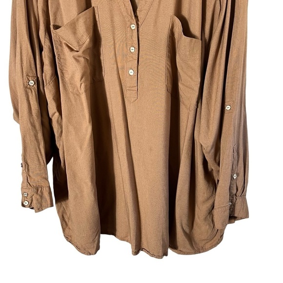 TORRID Linen Pocket Henley Long Sleeve Tunic Top - Picture 6 of 10